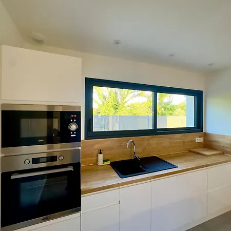 Villa La Charmesienne - Modern With Pool Charmes-sur-Rhone