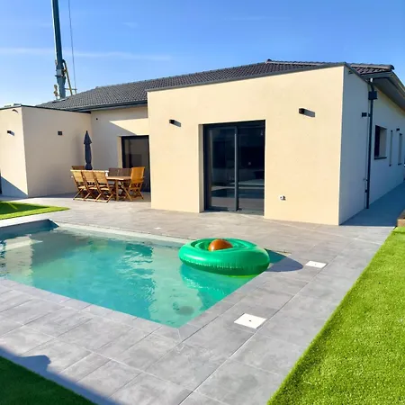Villa La Charmesienne - Modern With Pool Charmes-sur-Rhone