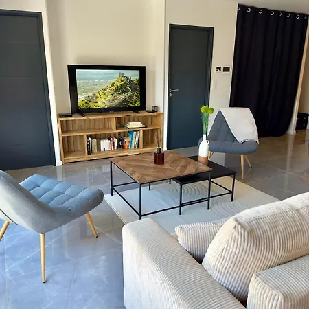 La Charmesienne - Modern With Pool Charmes-sur-Rhone