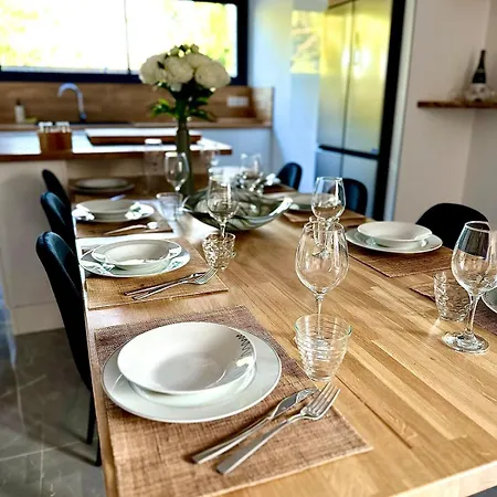La Charmesienne - Modern With Pool * Charmes-sur-Rhone