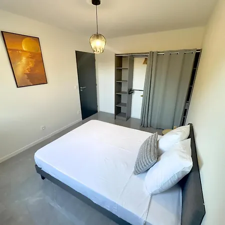 La Charmesienne - Modern With Pool Charmes-sur-Rhone